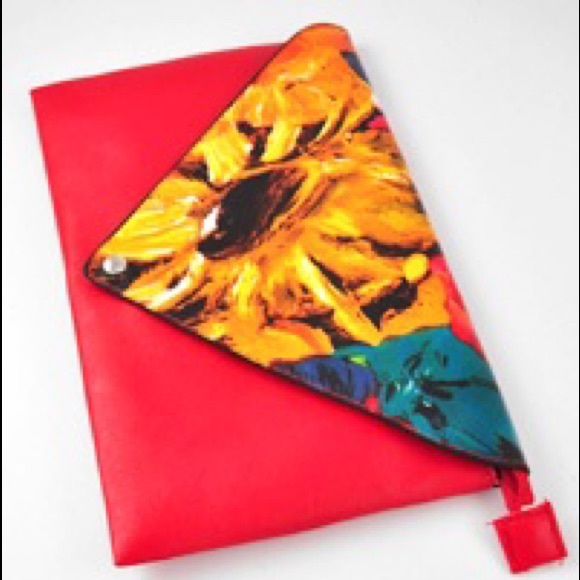 Red Sunflower clutch