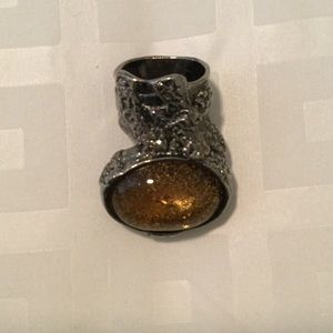 💍💍💍Yves Saint Laurent Ring 🌺🌺🌺