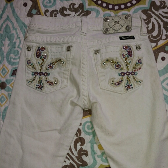 Miss Me white capri jeans