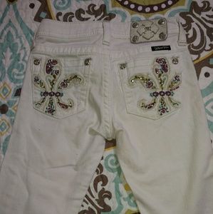 Miss Me white capri jeans
