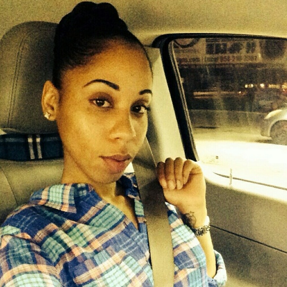 Meet your Posher, Miss Nelly