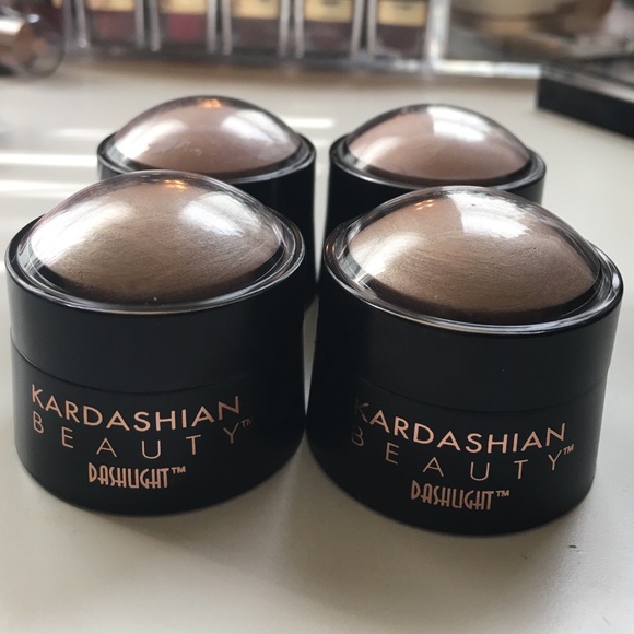 Kardashian Beauty Highlighter Strobing Stick