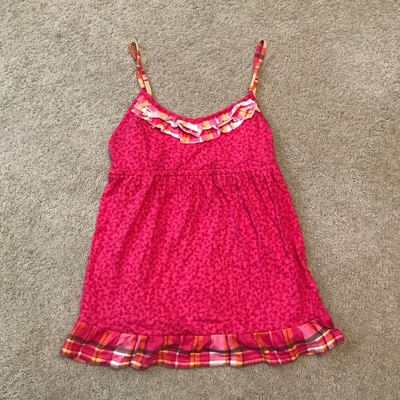 Pink tank top