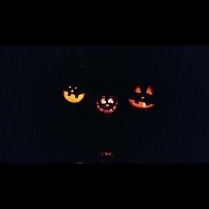 Meet your Posher, Claudia