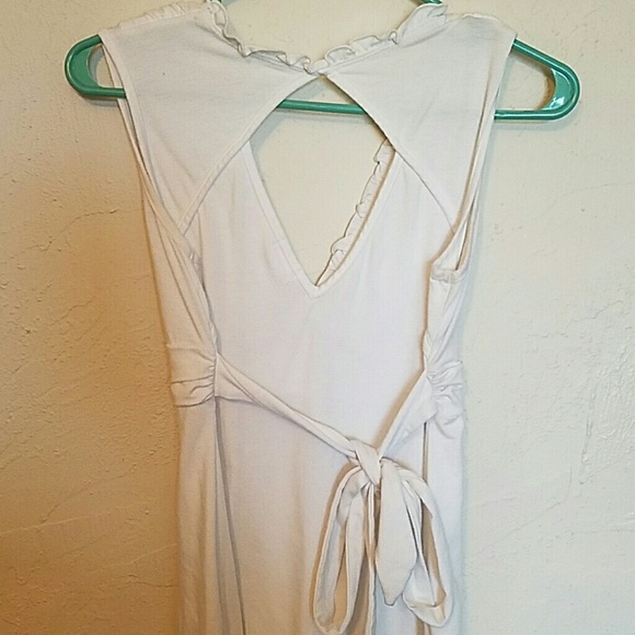 Tank - Picture 2 of 3