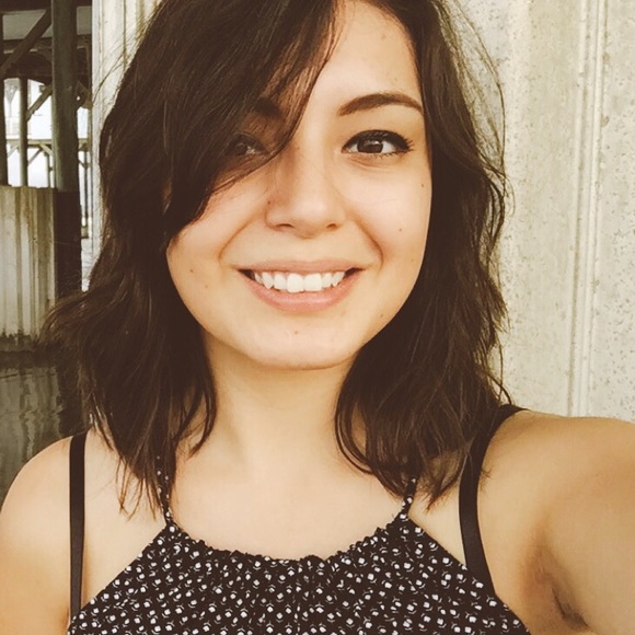 Meet your Posher, Denisse