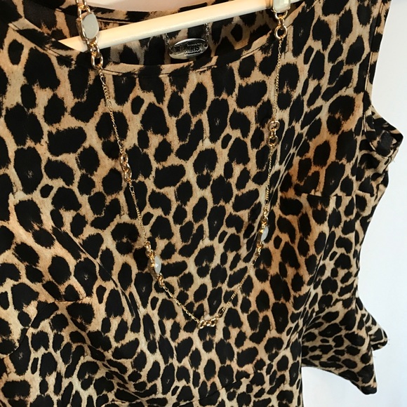 Ali & Kris Tops - Ali & Kris Black and Tan leopard print peplum top Ali & Kris Tops - Ali & Kris Black and Tan leopard print peplum top