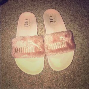 Fenty puma slides PINK