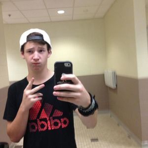 Meet your Posher, Wyatt