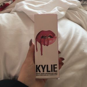 Smile by Kylie Jenner