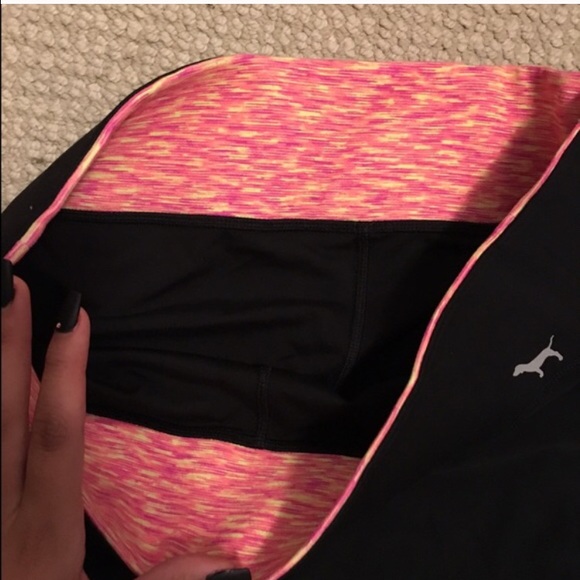 Spandex VS PINK yoga pant