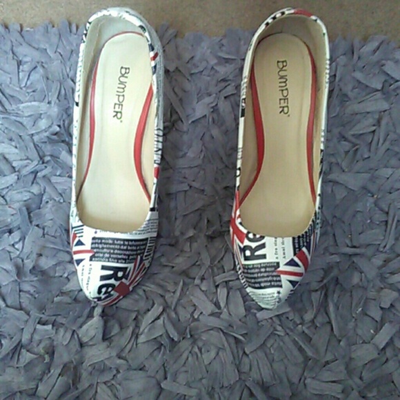 Heels - Picture 2 of 3