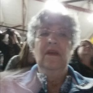 Meet your Posher, Nina