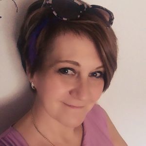 Meet your Posher, Elena