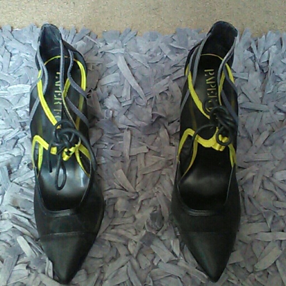 Heels - Picture 2 of 3