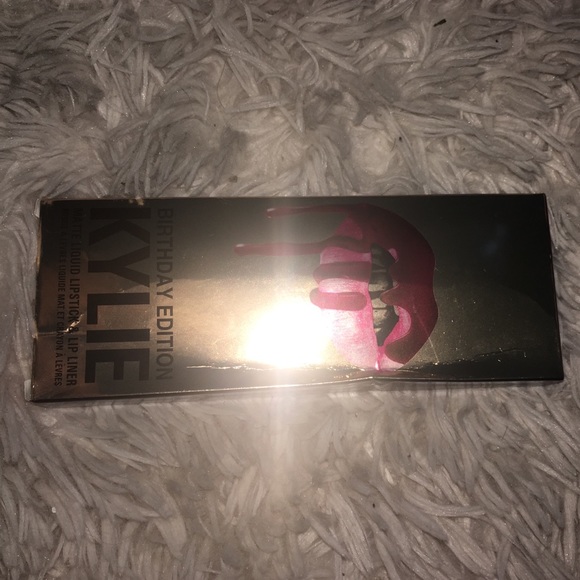 Birthday edition Kylie matte liquid lipstick Leo