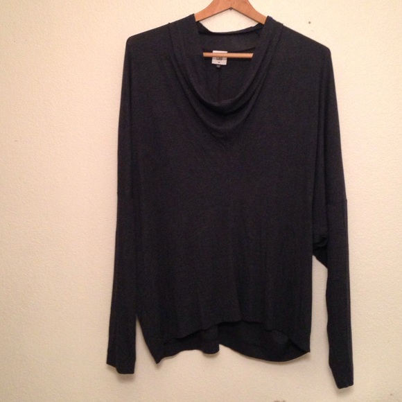 CAbi Quinn Tee Fall 2016