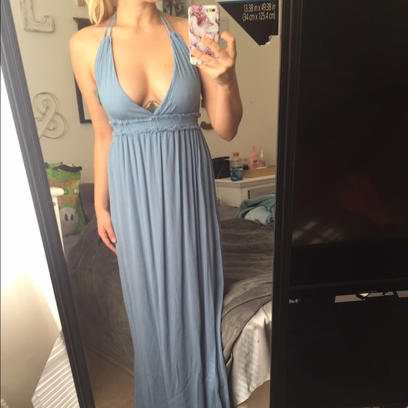 SOLD ✔️ ⬇️ UO Maxi
