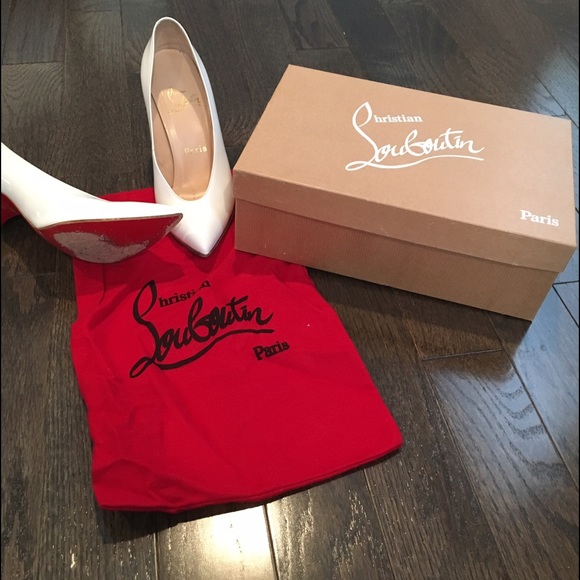 Christian Louboutin Lola pump