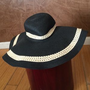 Large beach hat