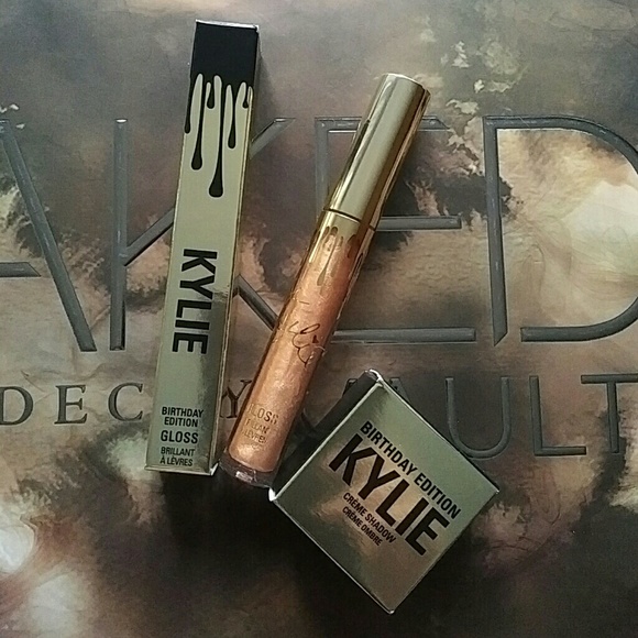 UP FOR TRADE Kylie Poppin Gloss