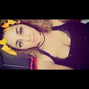 Meet your Posher, Karina