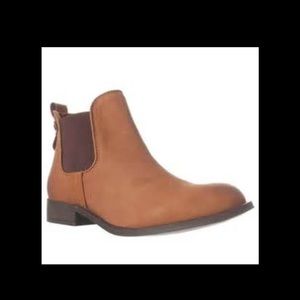 Steve Madden gilte boot