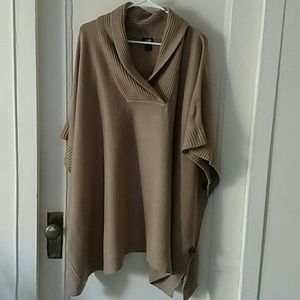 Brown sweater poncho