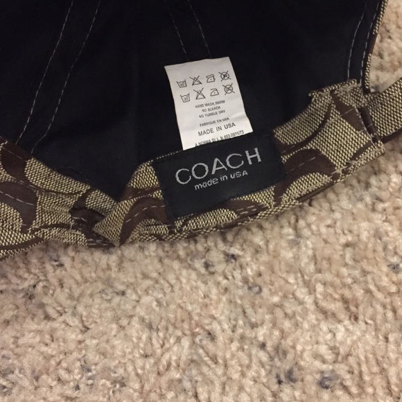Coach hat - Picture 2 of 3