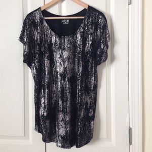 Apt 9 black and grey blouse