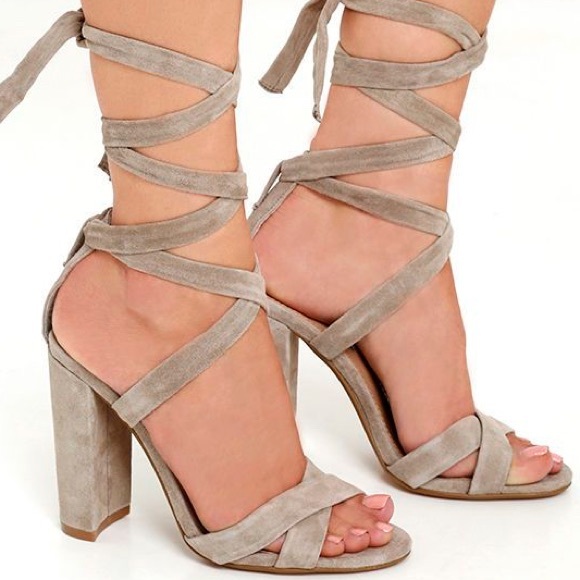 Steve Madden Christey Heel in Taupe