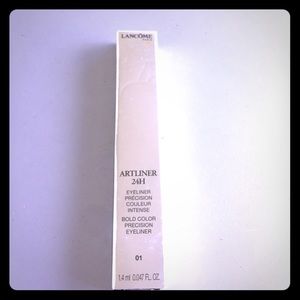 Lancôme Artliner 24h 01 black diamond
