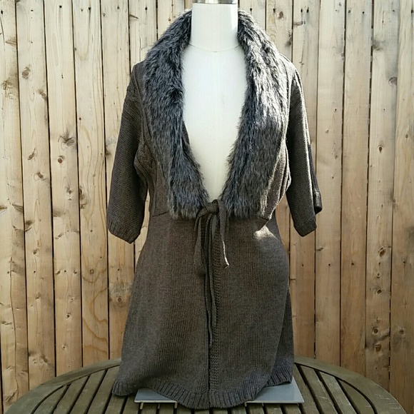 Limited open cableknit cardigan w/ fur trim, sz XS