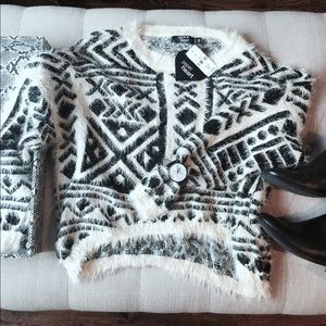 🔴FINAL SALE 90s Inspired Paper Heart Sweater⬛️⚫️