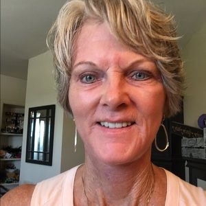 Meet your Posher, Eileen