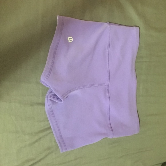 Lululemon reversible shorts - Picture 2 of 3