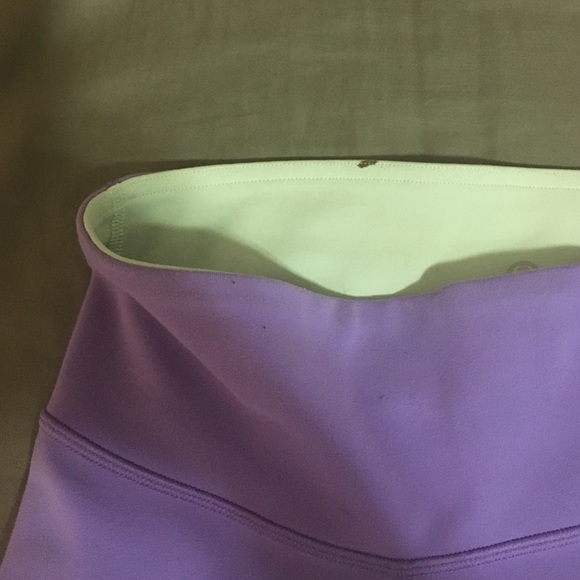 Lululemon reversible shorts - Picture 3 of 3