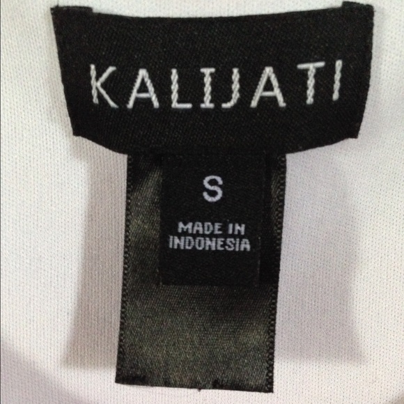 Pink floral patterned dress - Picture 2 of 4