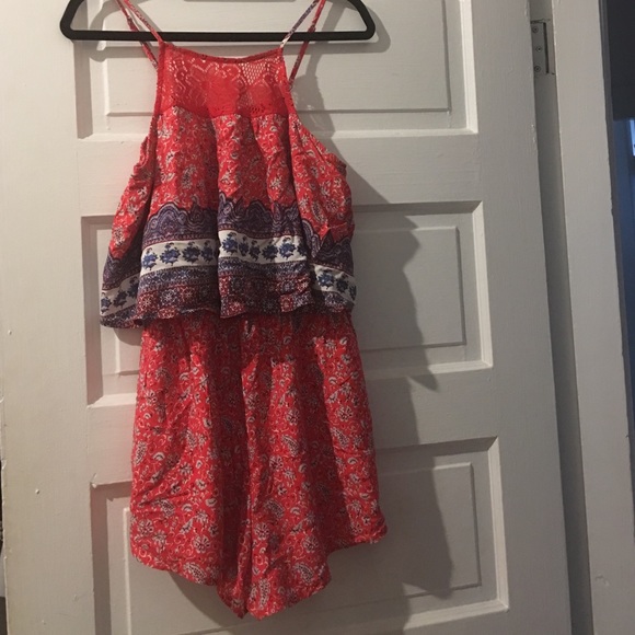 Patterned romper never worn