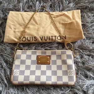 Louis vuitton Pochette in Damier Azur (authetic)