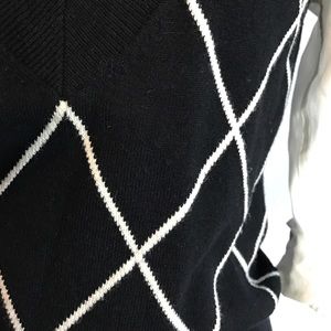 Express Sweaters - Express black and white argyle v neck sweater M Express Sweaters - Express black and white argyle v neck sweater M