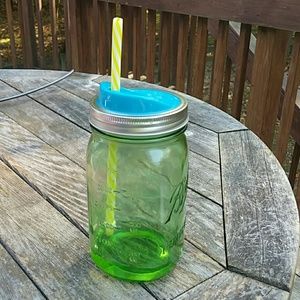 Meet your Posher, Kendra