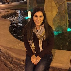 Meet your Posher, Iracema