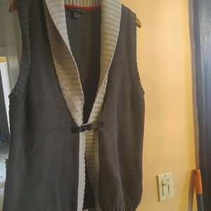 Sweater Vesy