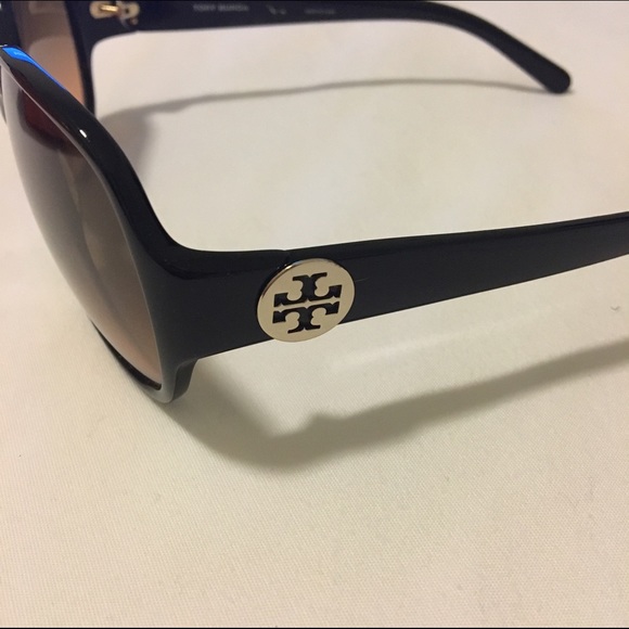 Tory Burch Sunglasses - Picture 2 of 4