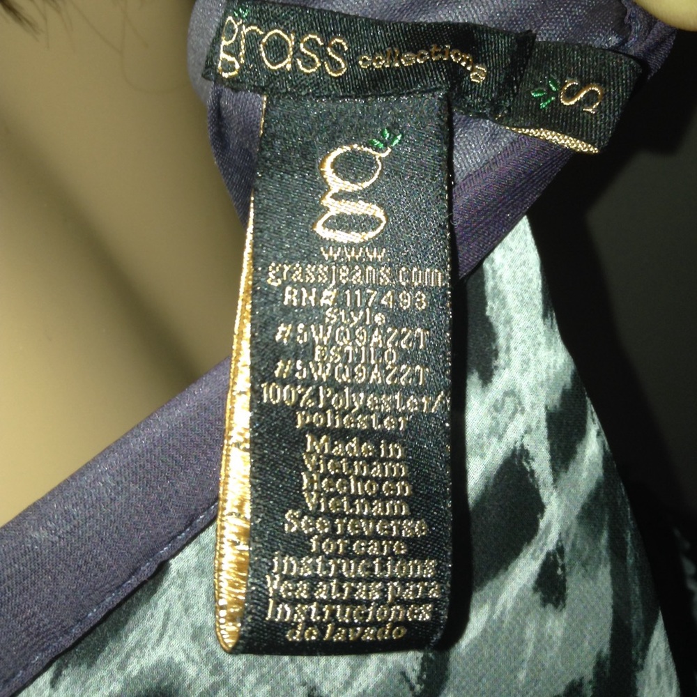 Grass Collection Ruffled Front Halter Top - Picture 8 of 8
