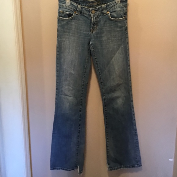 WOMENS AE FLARE STONEWASHED JEANS