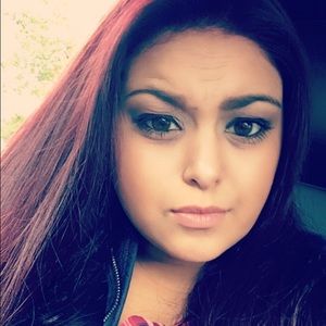 Meet your Posher, Heidi