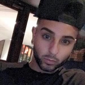 Meet your Posher, Romeo