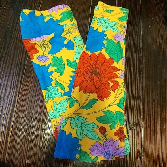 Lularoe yellow flower leggings OS